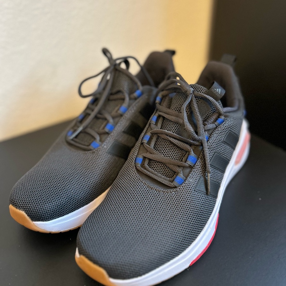 Adidas Racer TR23 Men’s Sneakers Size 9